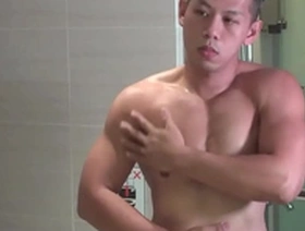 Muscle worship and nipple play with a hot fitness model.