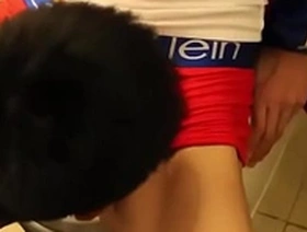 Chinese vs nice feet