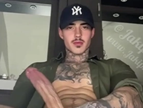 Jakipz masturbating cum
