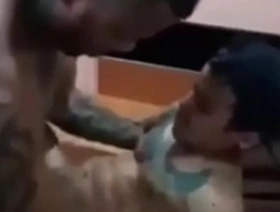 Enano se come verga grande