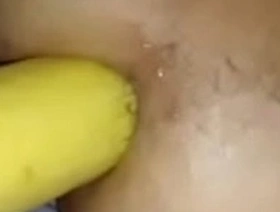 Solito con dildo