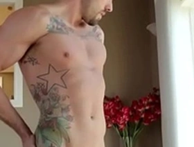 Handsome sixpack hunk solo dancing n wanking