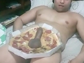 20 - Pepperoni Pizza