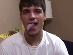 Bbs boy gay young teen Darren, the cock professional, leaned over and